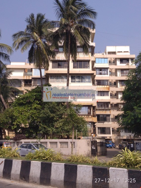 2 BHK Flat on Rent in Bandra West - Amrit 